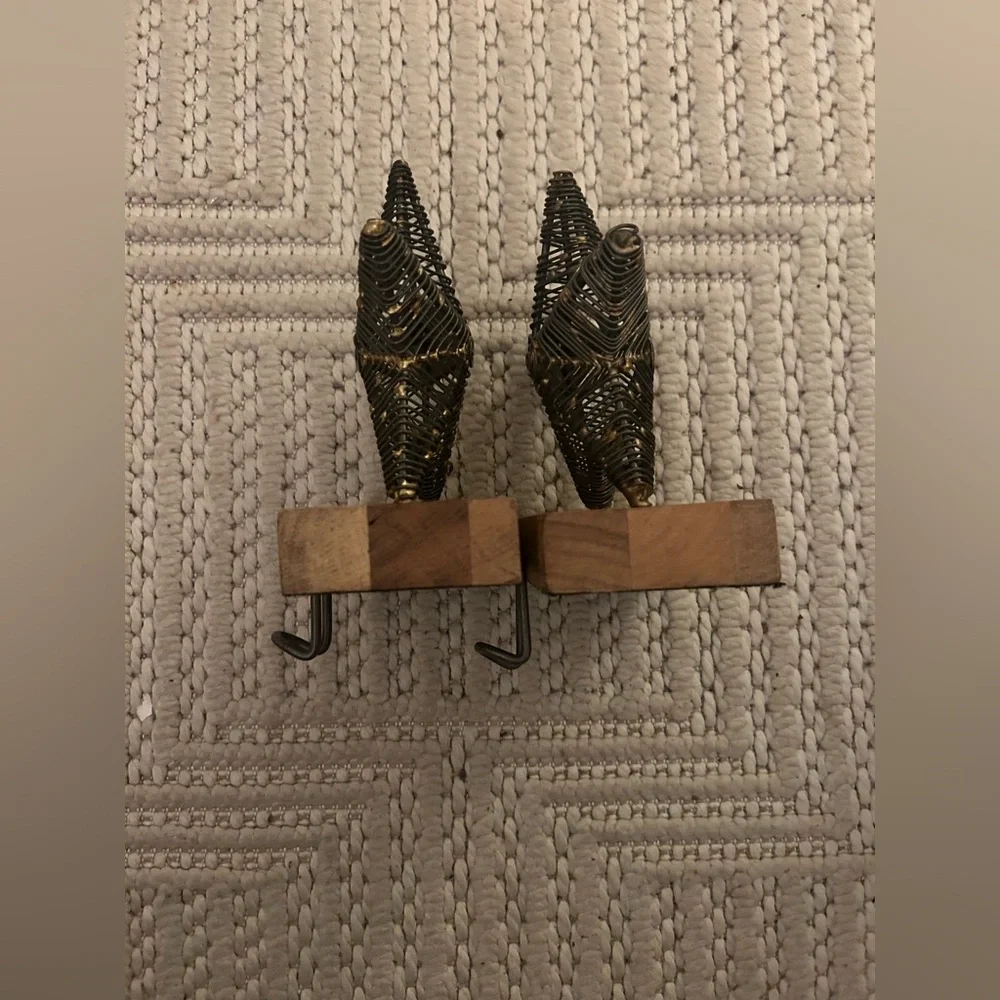 Crate&Barrel Lot 2: Brown Tan Cabincore Rugged Metal Star Stocking Hook - NWOT
